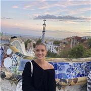 professeur particulier donne cours de soutien en espagnol à n’importe quel public